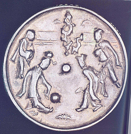 Bronze mirror with football game motif