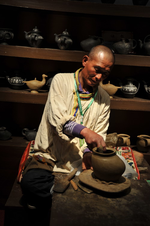 Tibetan Life Utensil Model