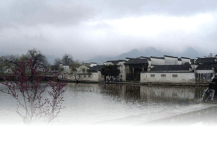 Huizhou dwellings are embraced by attractive natural environment