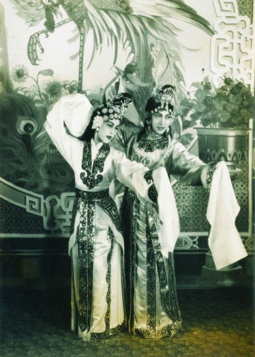 A scene from the opera The Eternal Beauty Sai Sze, performed by the Kok Sin Sing Opera Troupe at the Astor Theatre