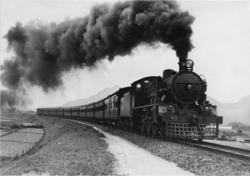 The picture shows one of the three locomotives purchased by the Hong Kong Government on behalf of the Chinese authorities and delivered in 1930.