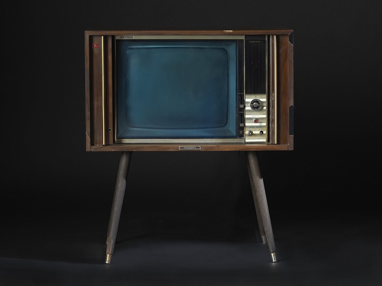 Floor-standing television set