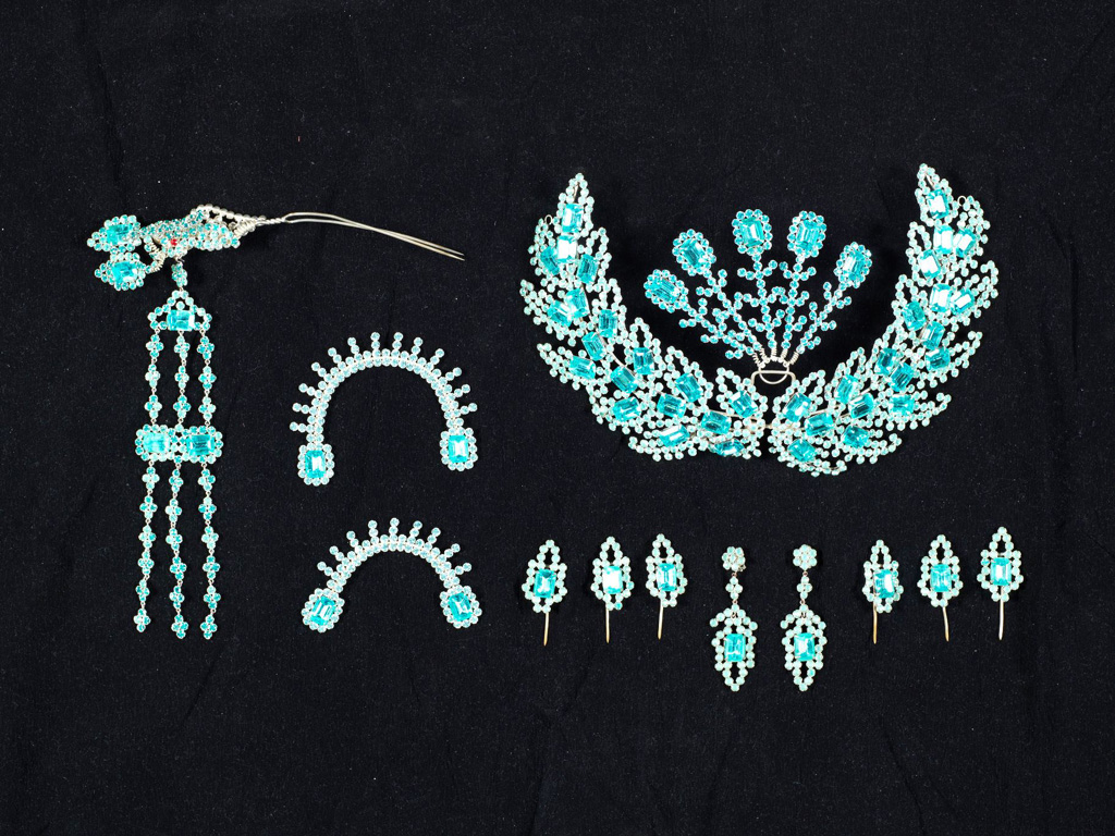 Aqua Blue Gemstone Hair Accessories